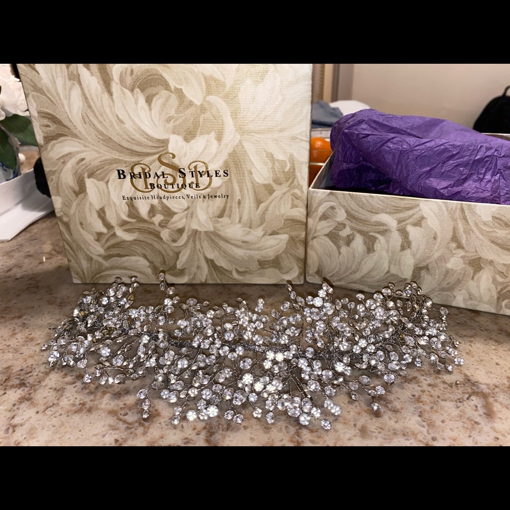 Bridal crown